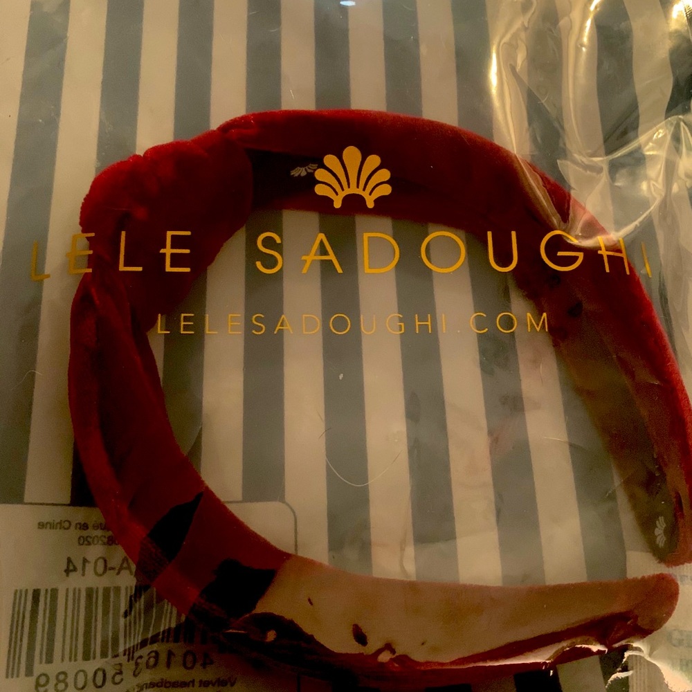 MAROON VELVET HEADBAND